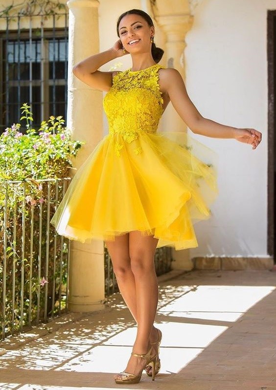 فستان سهرة اصفر قصير