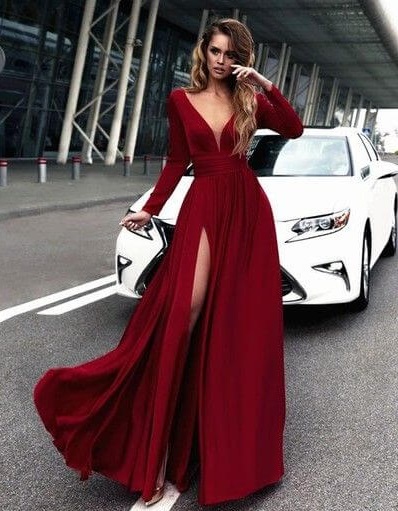 فستان كم طويل باللون الأحمر الكرزي
