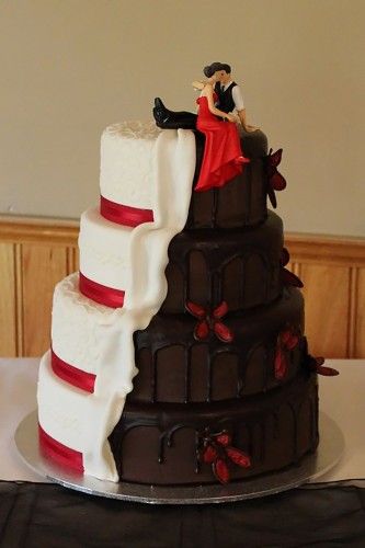 ليست بالكعكة المثالية لحفلة زفافك