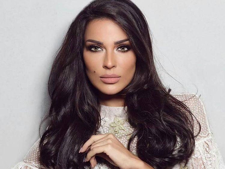 تحب من كل قلبها ولا تعرف الكذب… حقائق مميّزة عن مولودة برج الدلو