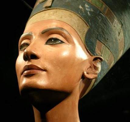 حكمت مصر متنكّرة بزي رجل وتحدّت التقاليد.. من هي هذه المرأة؟ 2