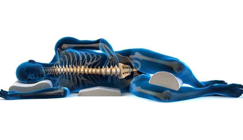 How a Body Pillow Helps Reduce Back and Hip Pain