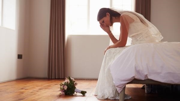 كيف تتخلصين من التوتر قبل الزفاف؟