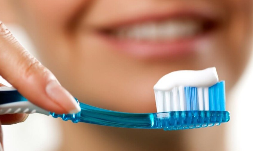أنواع_تنظيف_الأسنان