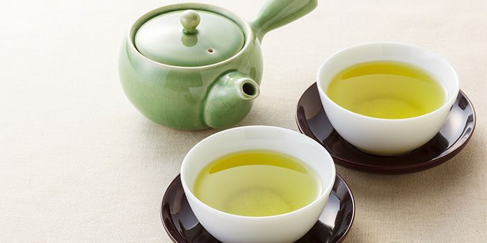 فوائد الشاي الأخضر للكرش