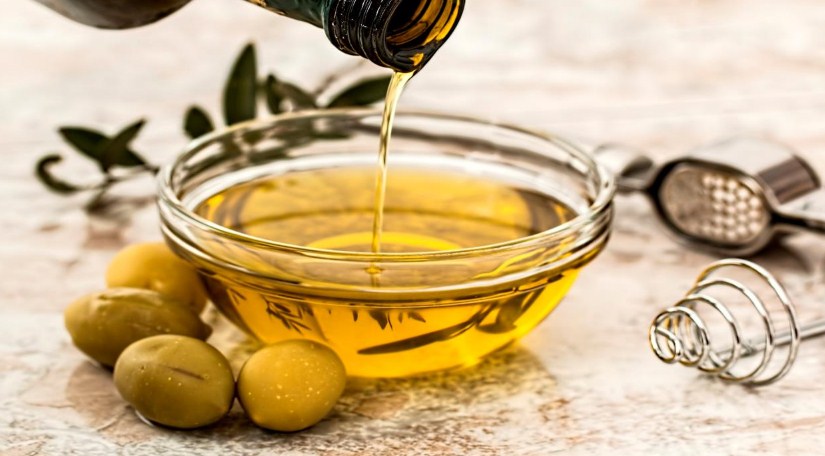 علاج_تشققات_الحمل_بزيت_الزيتون