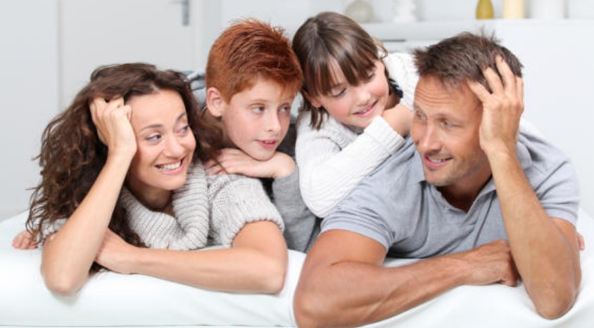 احترام_الرجل_لزوجته_أمام_الأبناء