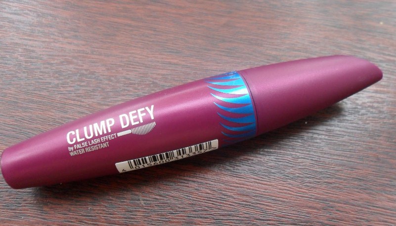 ماسكرا_clump_defy_water