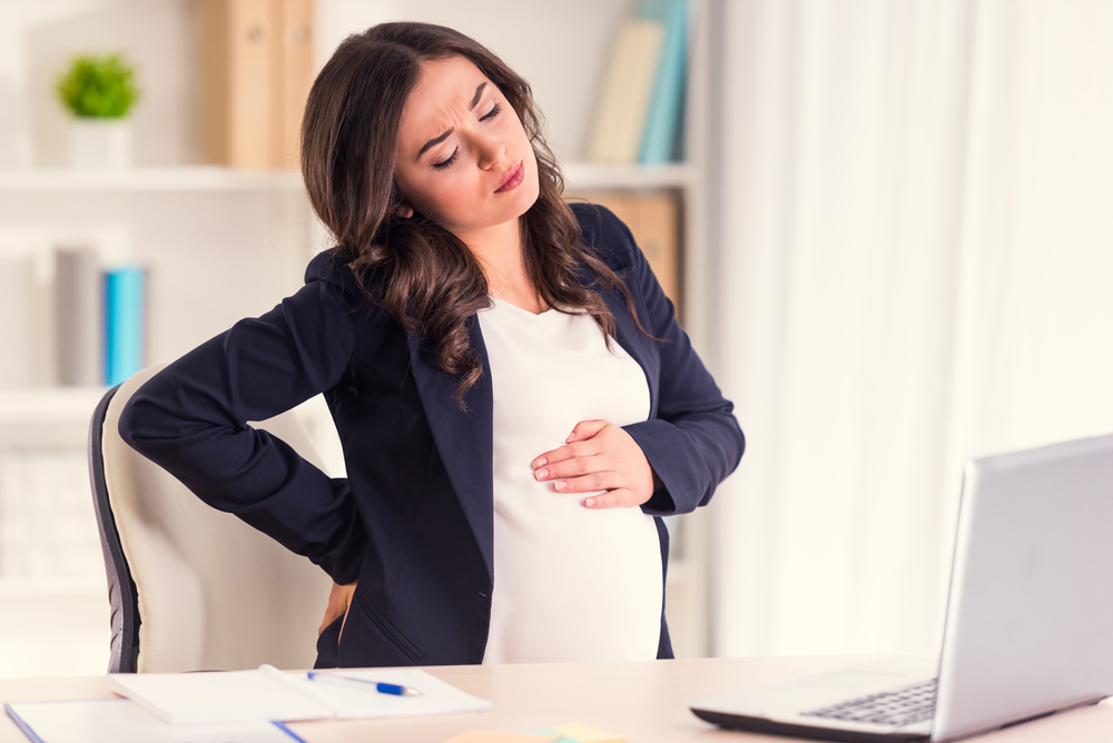 أسباب الام الظهر للحامل في الشهر الاول