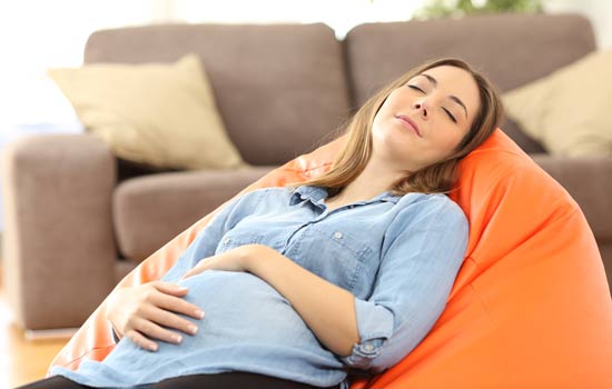اعراض الحمل الشهر الاول والثاني