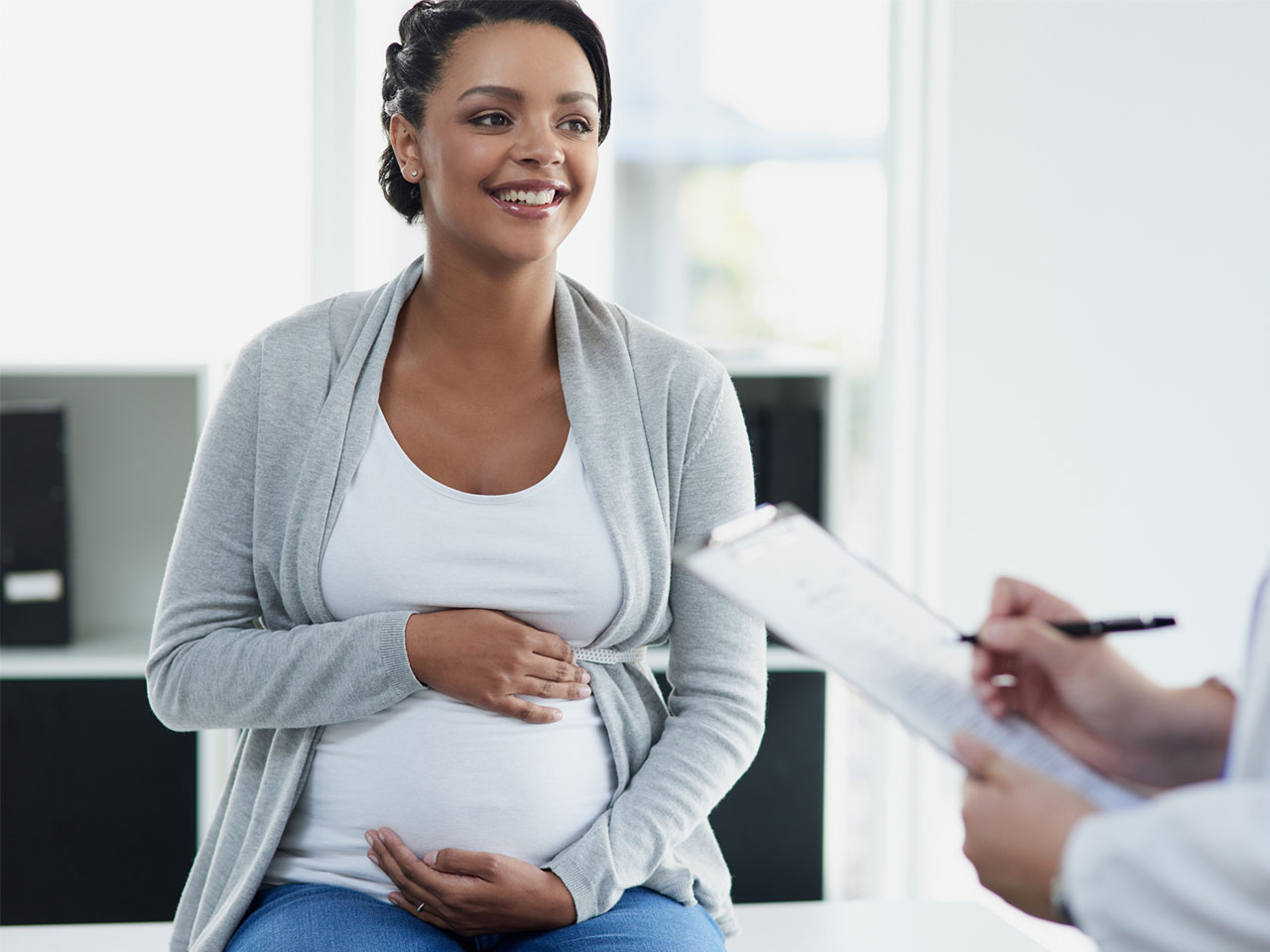 اعرفي عن اعراض الشهر الثالث من الحمل