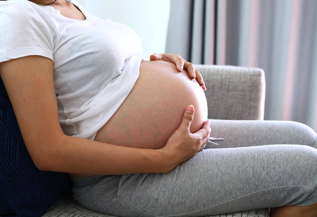 كيف هي حركة الجنين تحت في المهبل في الشهر التاسع من الحمل؟