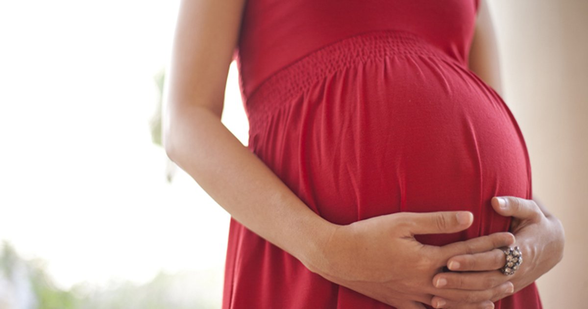 متى يبدأ مغص الحمل بعد التبويض ومتى ينتهي؟