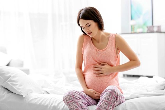اعراض الولادة في الشهر الثامن وكيفية تجنبها