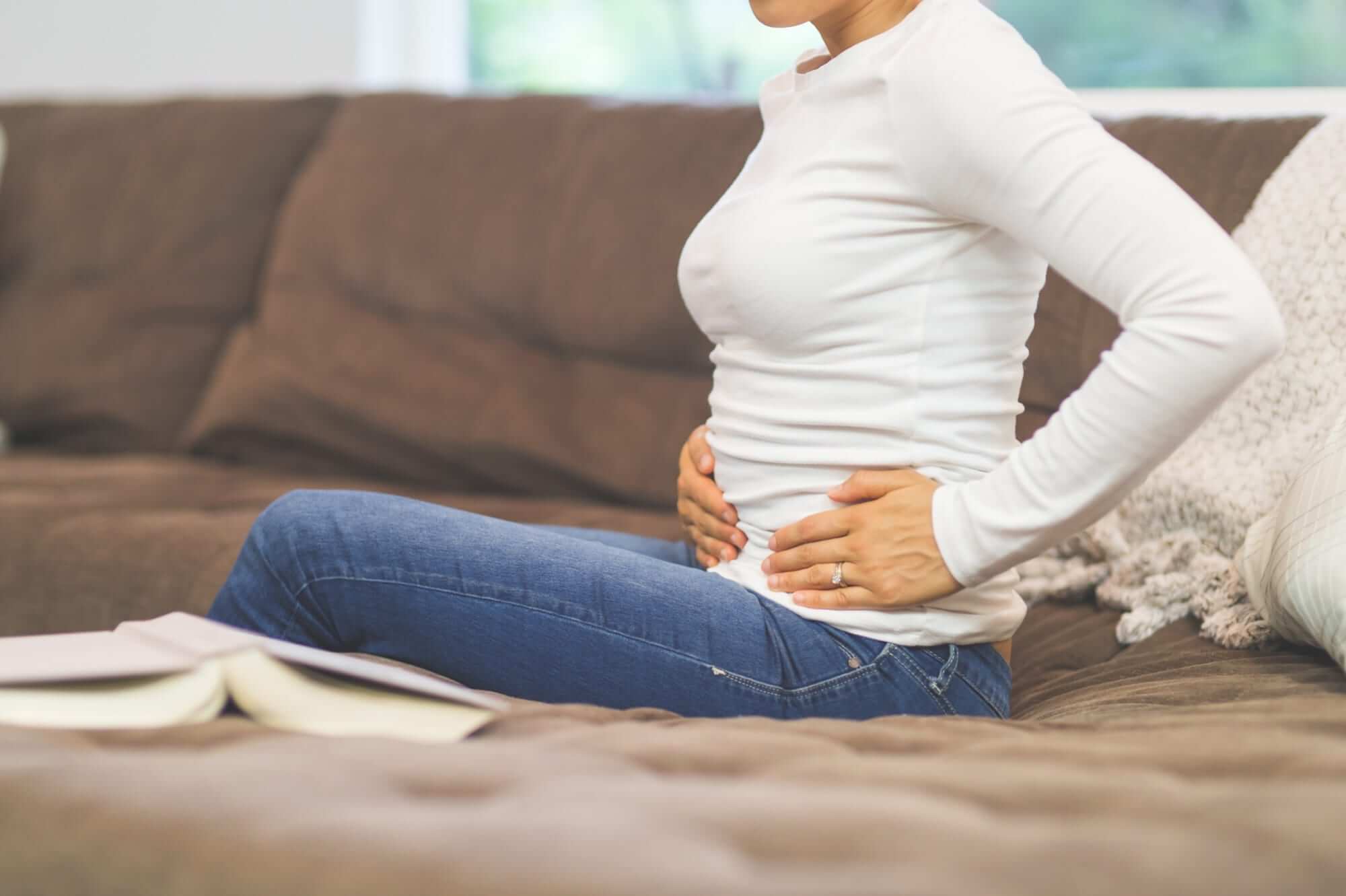 ما هو علاج نزيف الحامل في الشهر الثالث؟