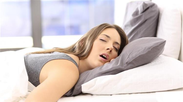 ما هي اسباب سيلان اللعاب عند النوم؟