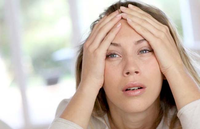 هل نقص فيتامين د يسبب تنميل الوجه؟