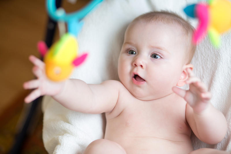 ما هي علامات سلامة مخ الرضيع 