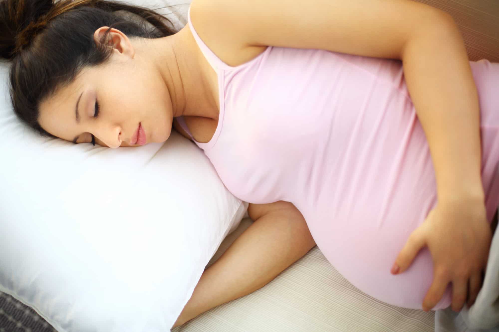تفسير حلم الولادة للحامل بدون ألم 