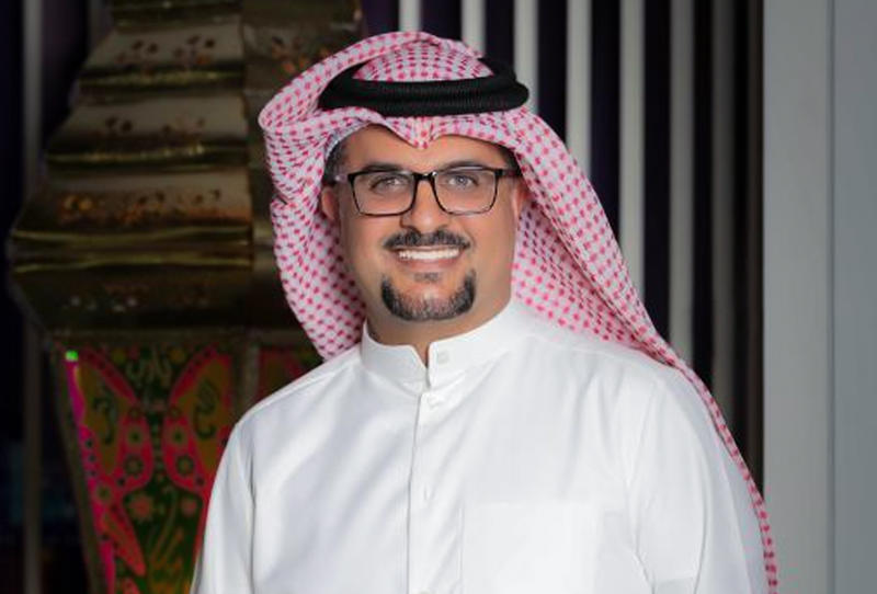 نجل مشاري البلام يتهم الأطباء بالإهمال بعد وفاة والده بالكورونا