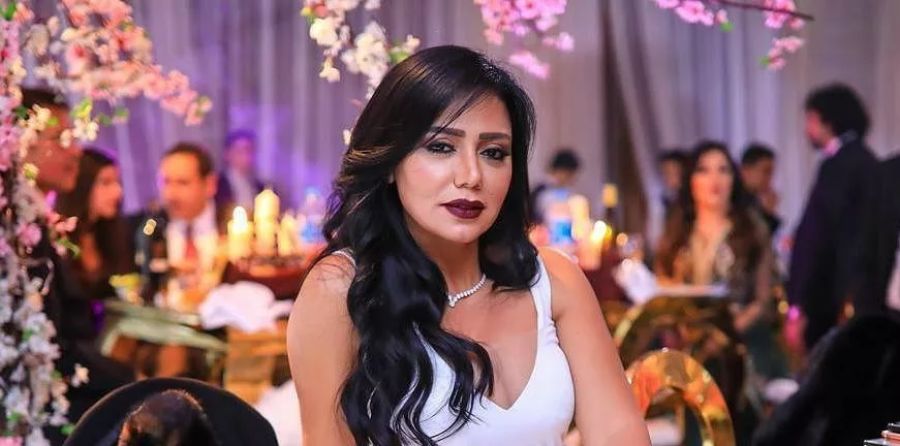 بالفيديو| رانيا يوسف تتصدر تويتر برقصها على أغنية بالبنط العريض