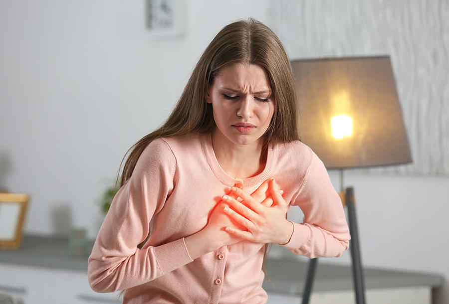 ما هي اعراض انسداد شريان في القلب؟