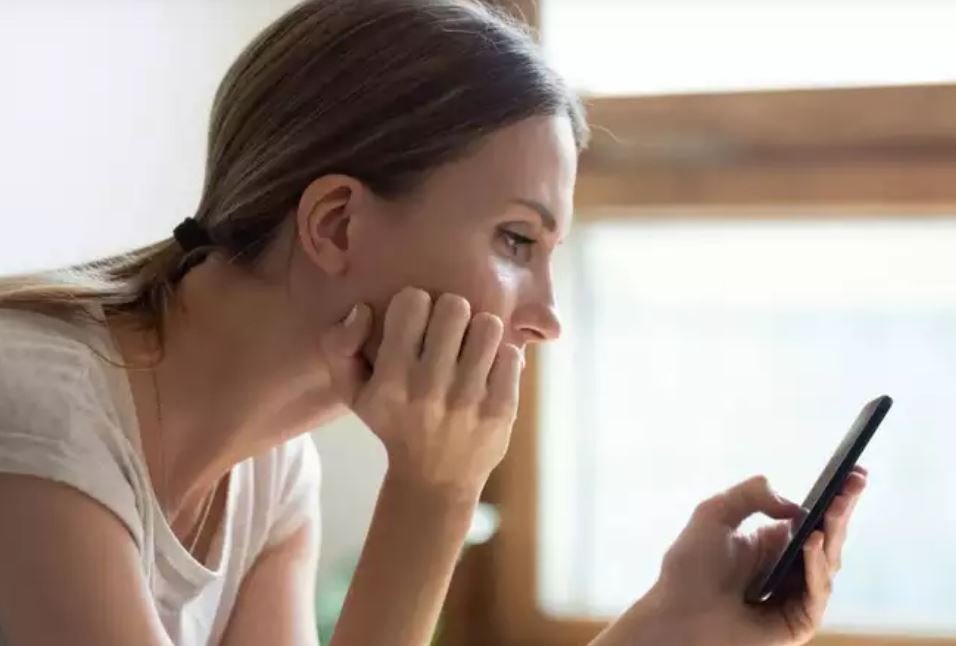 ما هي أضرار الجوال على الدماغ؟