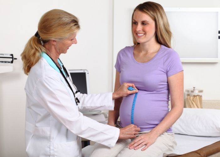هل الورم الليفي يكبر مع الحمل؟